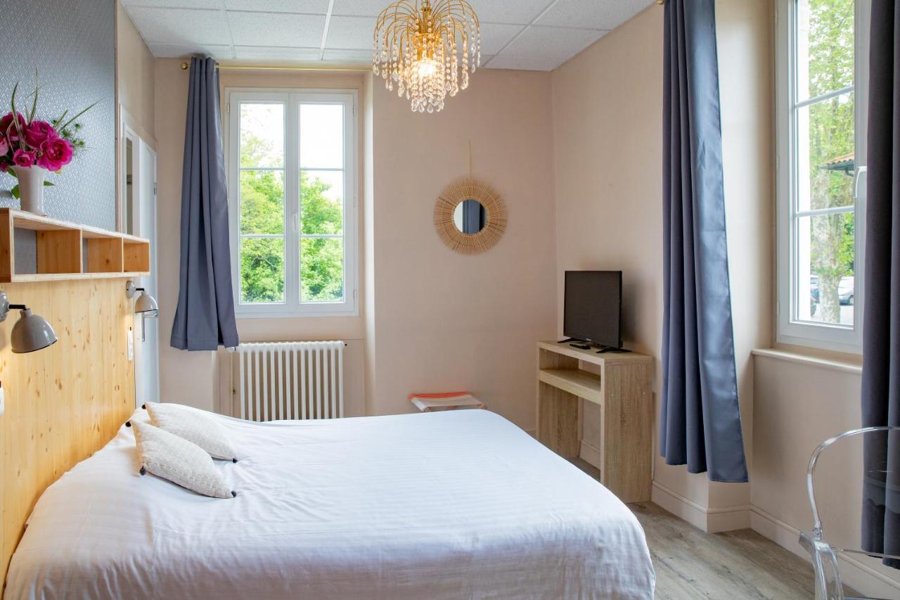 Hostellerie Du Parc Cambo-les-Bains Exteriör bild