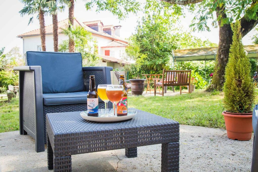 Hostellerie Du Parc Cambo-les-Bains Exteriör bild